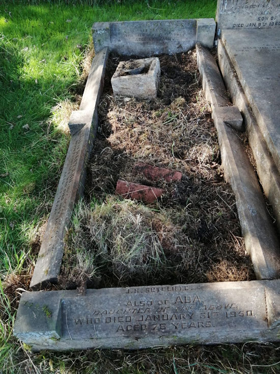 Photo of Grave A26