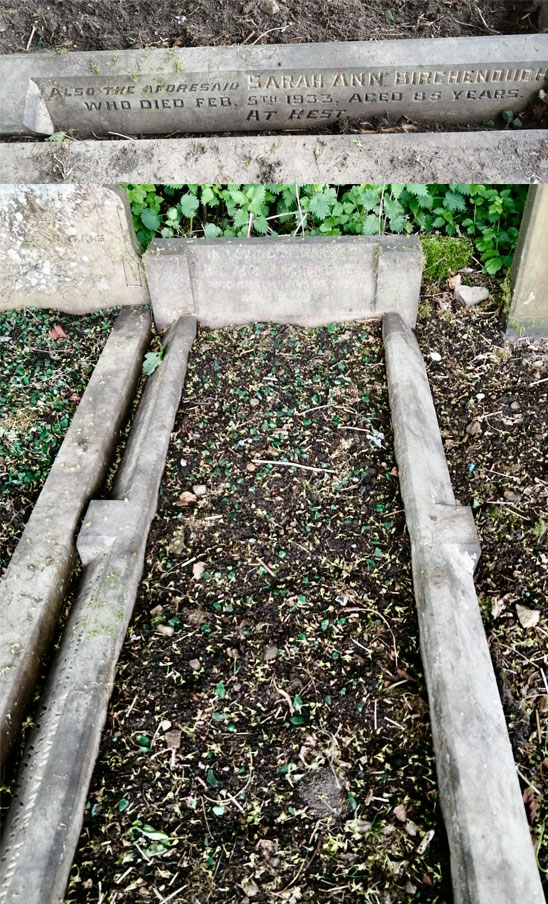 Photo of Grave A5