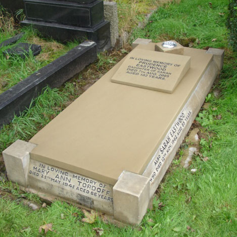 Photo of Grave BB1