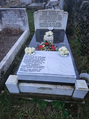 Photo of Grave DD42