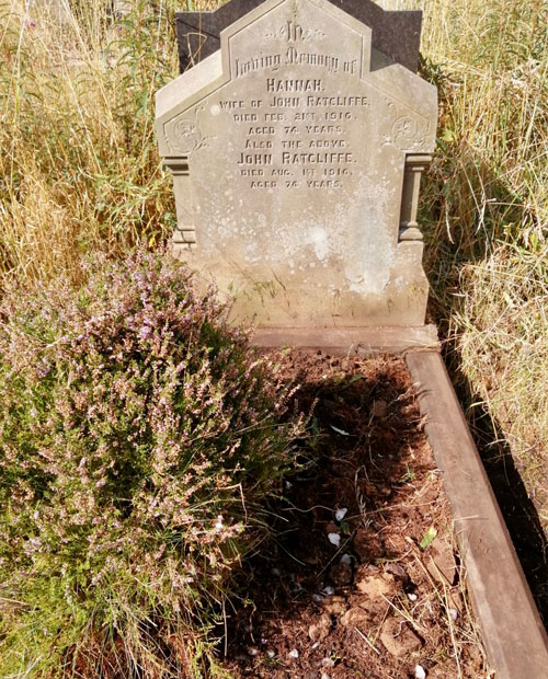 Photo of Grave I17