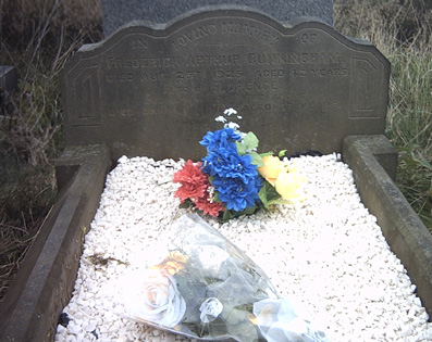Photo of Grave N16