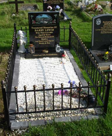 Photo of Grave T37