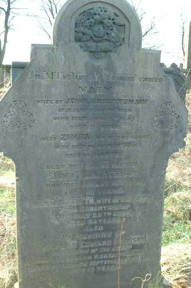 Photo of Grave Ym23